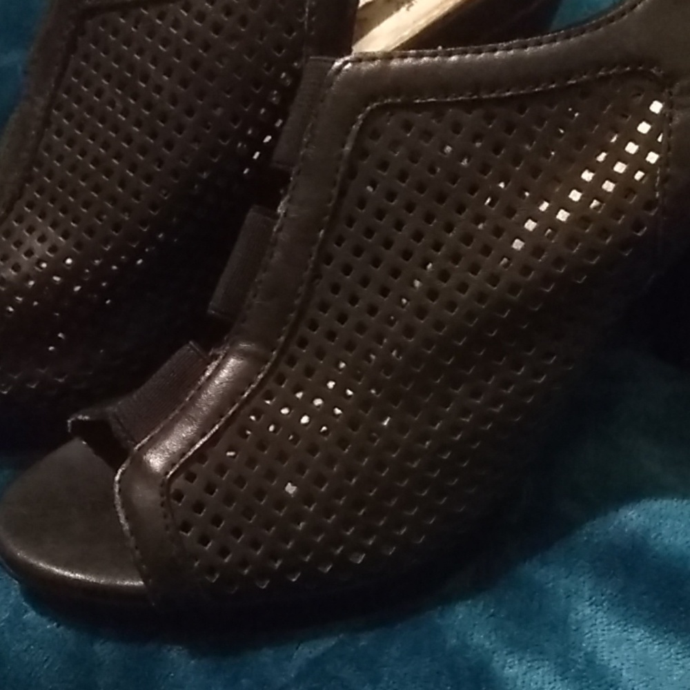🍁Madden Girl Heels size 6½